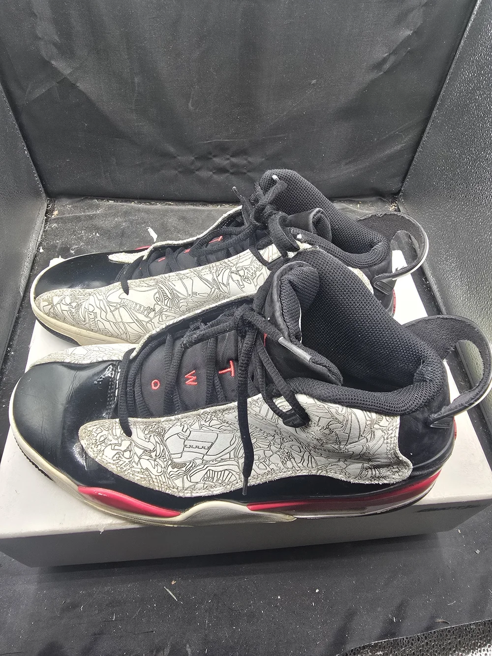 SKU 0351‎ Air Jordan Two-Tone Graphic Sneakers - Black, White, Red